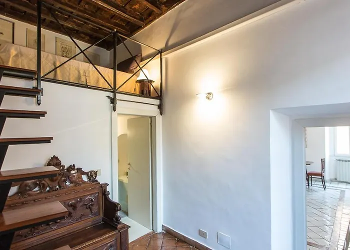 Monti Flat In